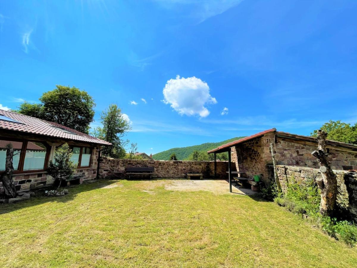 El Rincon De Golobar En Branosera Luaran gambar